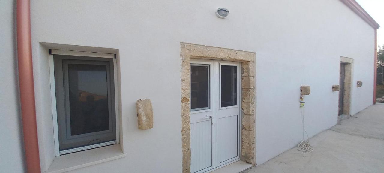 Almademari Giglio Casa Vacanza Pachino Bagian luar foto